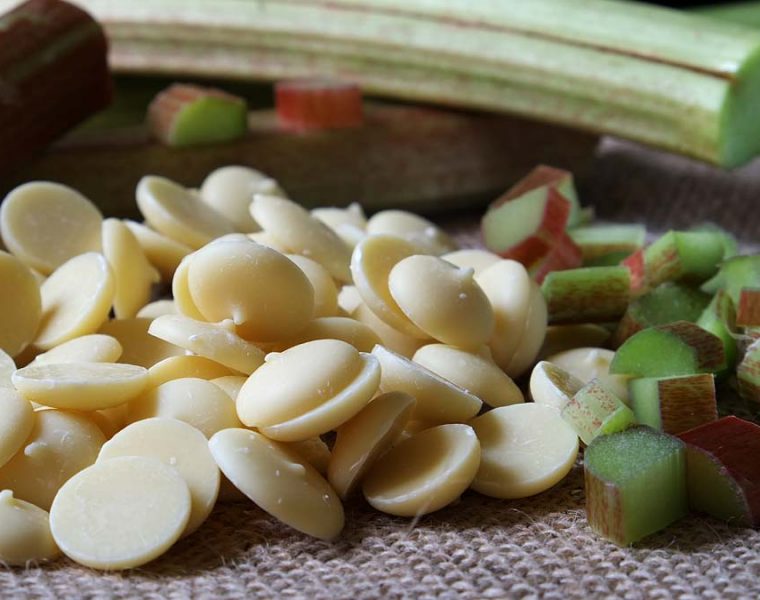 Dairy free white chocolate & rhubarb © rosemaryandporkbelly.co.uk