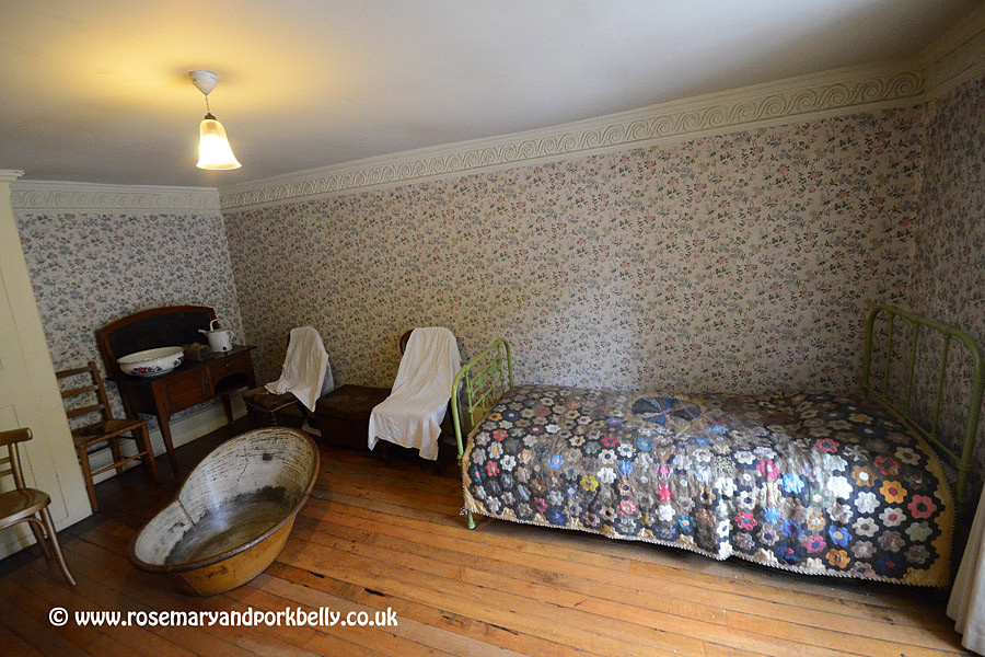 Ladys maid bedroom - Preston Manor Brighton