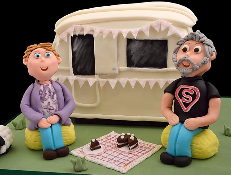 Sally Laker caravan cake