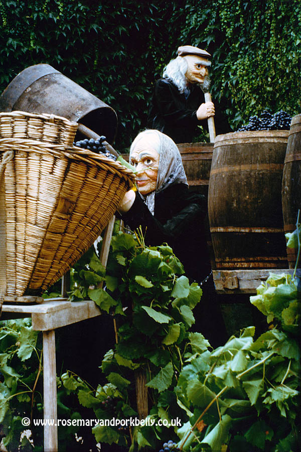 Grape picking tableau - Pontlevoy France 1983