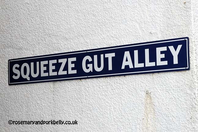 Squeeze Gut Alley sign - Whitstable Kent