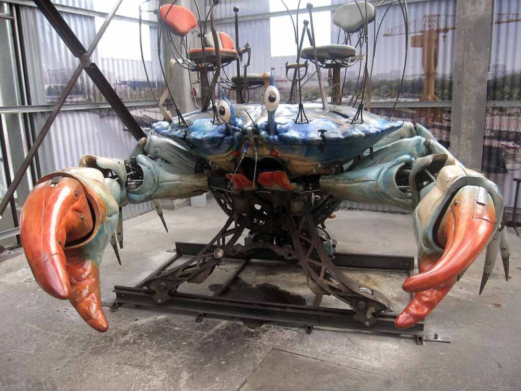 Giant Mechanical crab at Les Machines de Lîle Nantes France