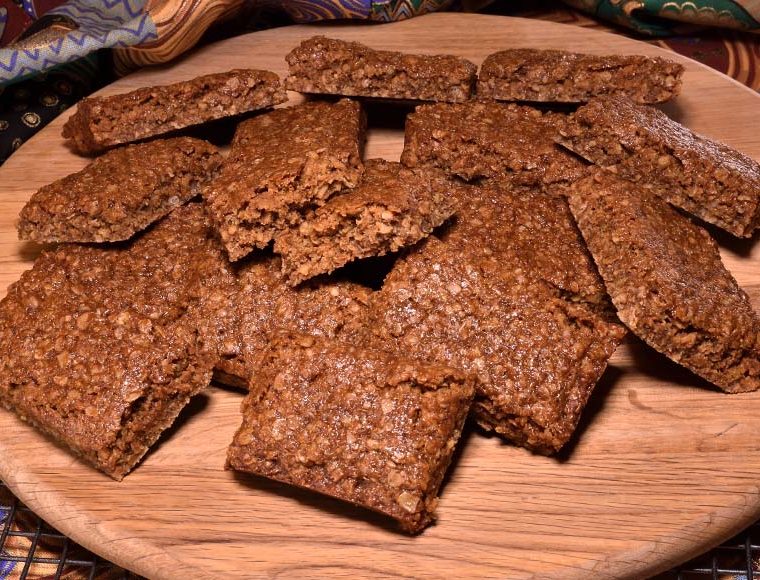 High protein vegan flapjacks © rosemaryandporkbelly.co.uk