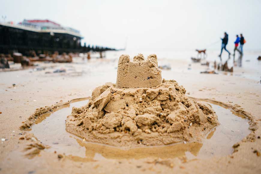 Sandcastle on Cromer beach Norfolk © Phil Hearing, Unsplash