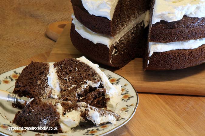 Gingerbread cake with coconut cream frosting © rosemaryandporkbelly.co.uk