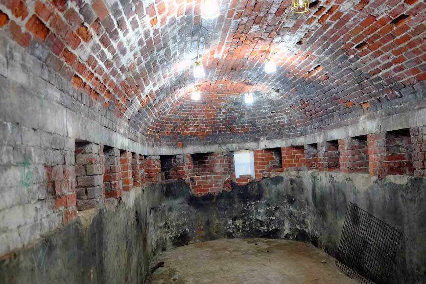 Inside one of the caponiers at Shoreham Fort © rosemaryandporkbelly.co.uk