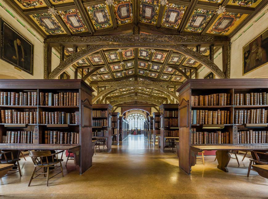 The interior of Duke Humfrey's Library, University of Oxford © David Iliff,  License CC BY SA 3.0