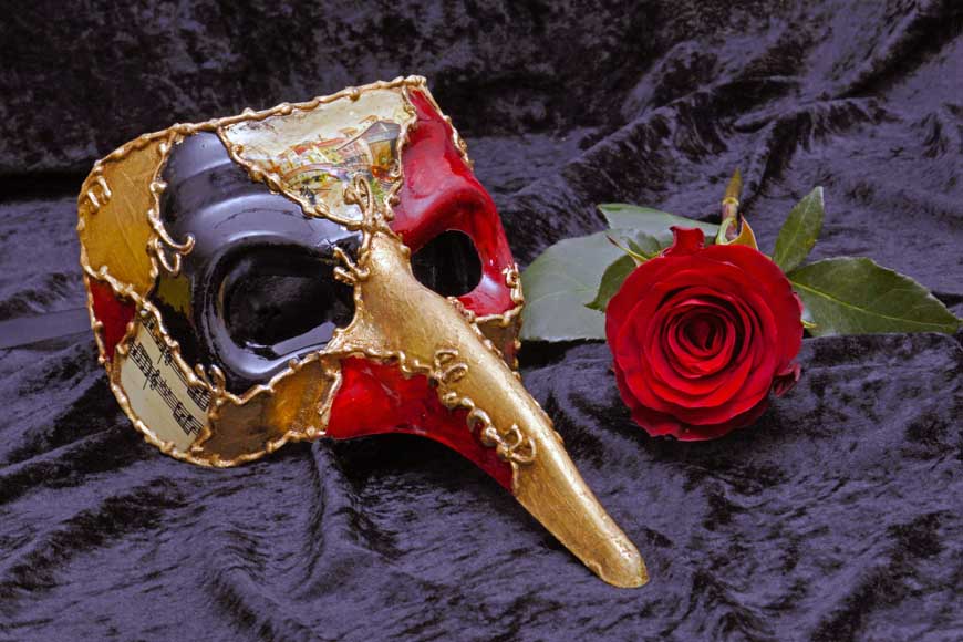 Carnival mask © pxhere.com
