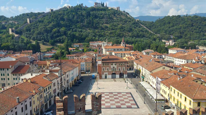 Town Square chessboard, Marostica Italy © rosemaryandporkbelly.co.uk