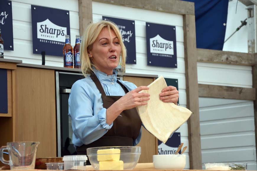 Clodagh McKenna at the Padstow Christmas Festival © rosemaryandporkbelly.co.uk