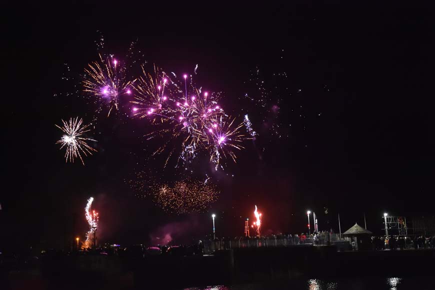 Fireworks, Padstow Christmas Festival © rosemaryandporkbelly.co.uk