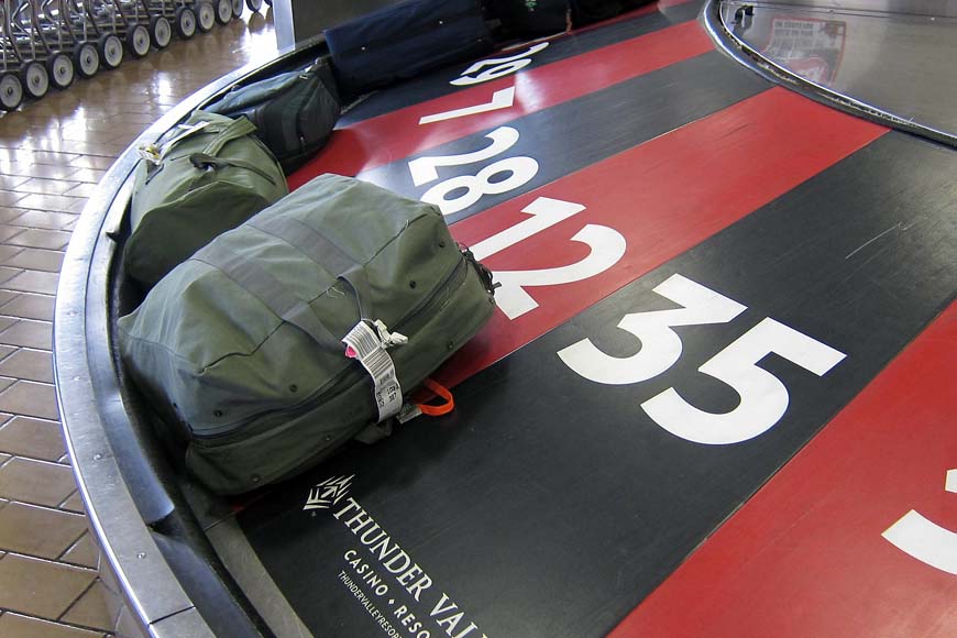 Baggage claim carousel that looks like a roulette wheel ©Robert Couse-Baker, Flickr (CC BY 2.0)
