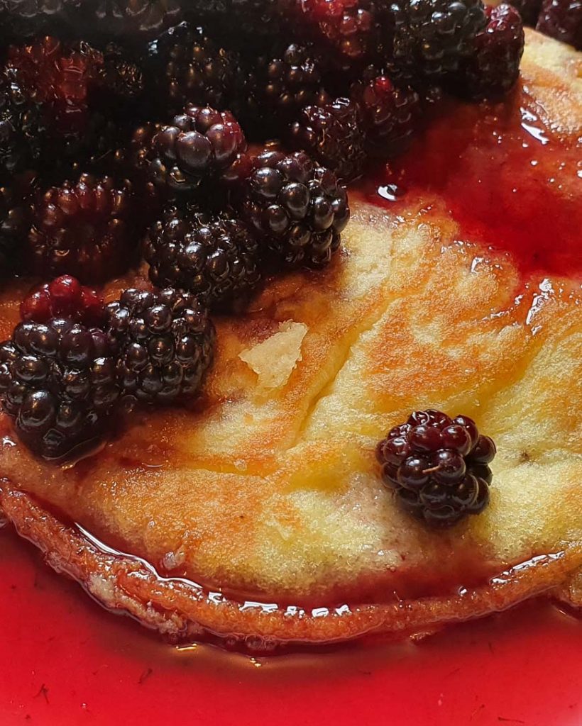 Coconut flour pancakes served with wild blackberries © rosemaryandporkbelly.co.uk