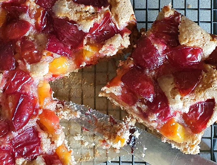 Plum cake ©rosemaryandporkbelly.co.uk