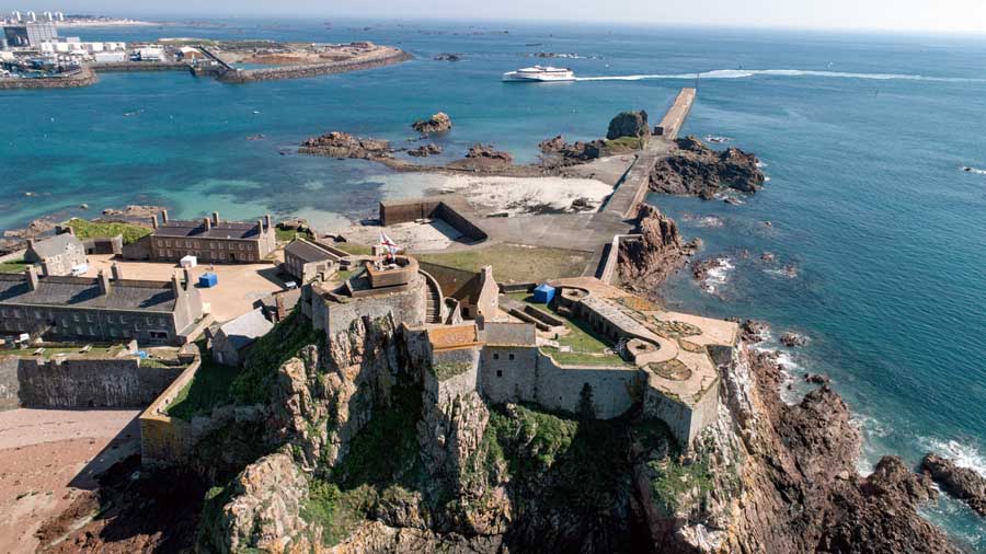 Elizabeth Castle, St Aubin's Bay Jersey © Visit Jersey
