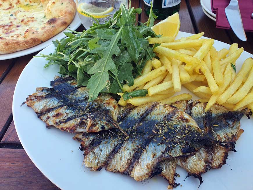 Fresh grilled sardines, El Castello, Odiham Hampshire UK © rosemaryandporkbelly.co.uk