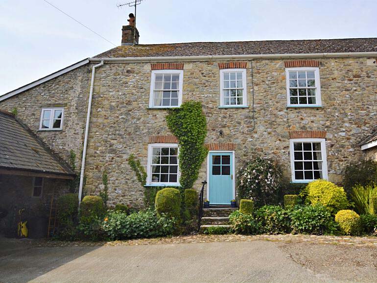 Higher Holcombe Farm, Lyme Regis Dorset © Holiday Cottages