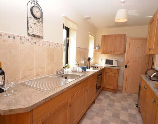 The kitchen at Goldfinch, Lower Manor Farm Weymouth © Holiday Cottages