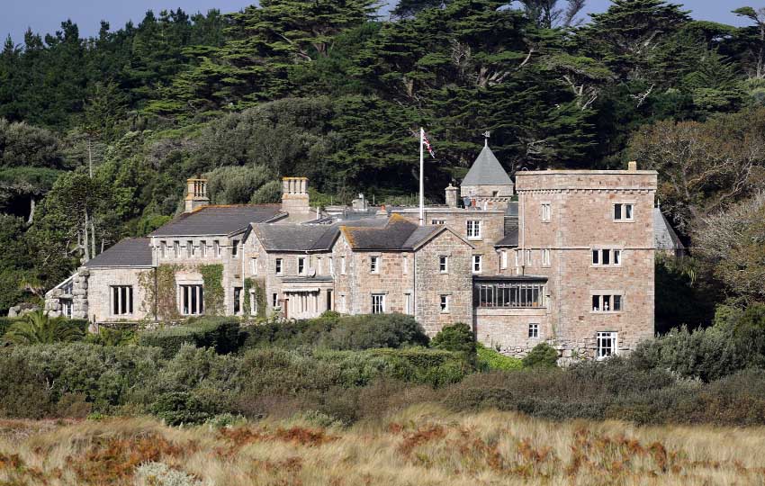 Tresco Abbey, Isles of Scilly © Andrewrabbott, Wikimedia