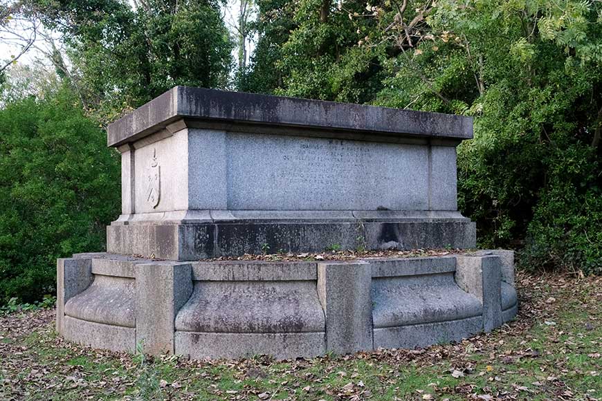 Tomb of John Urpeth Rastrick resembling a railway turntable