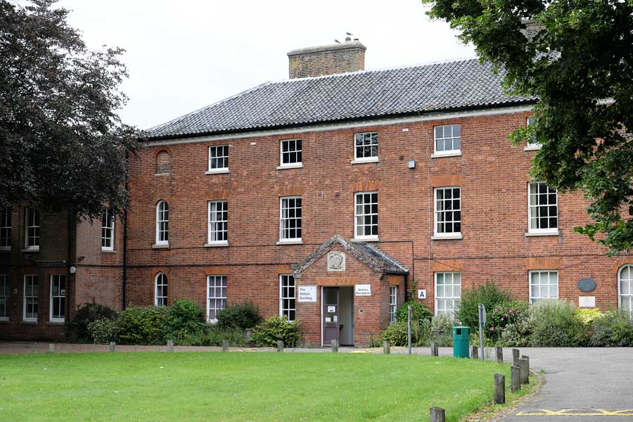 Paston Sixth Form College, North Walsham ©rosemaryandporkbelly