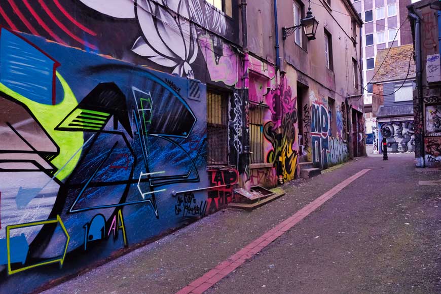 Alley to Kings Place from Bond Street, Brighton ©rosemaryandporkbelly
