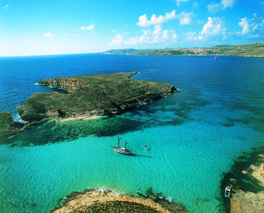 Blue Lagoon, Malta ©viewingmalta.com