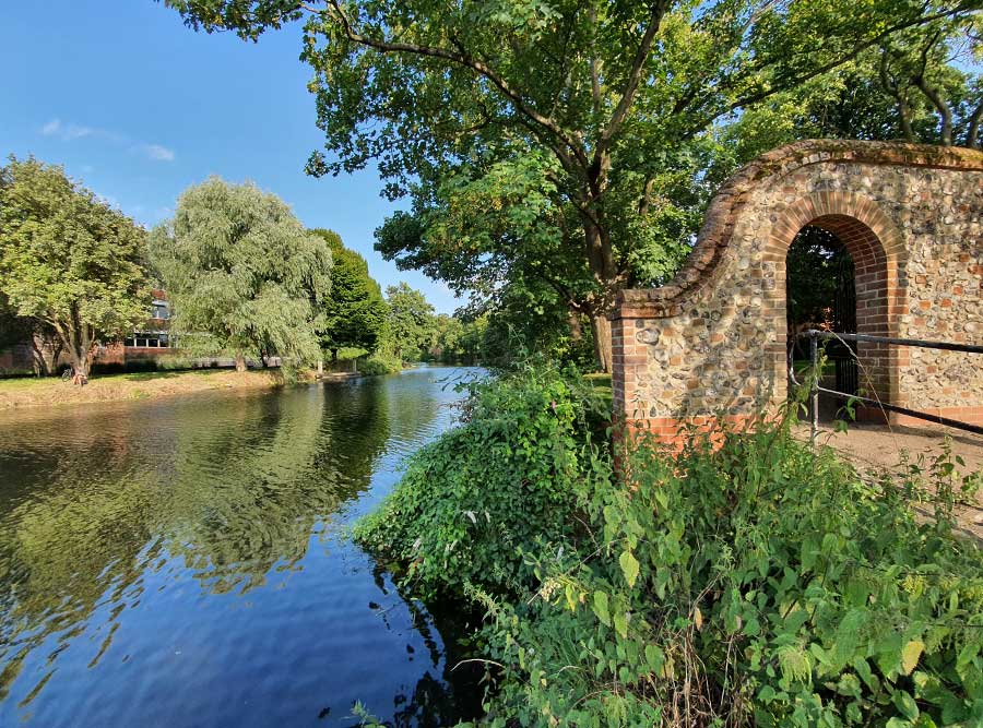 Riverside Walk Norwich ©rosemaryandporkbelly