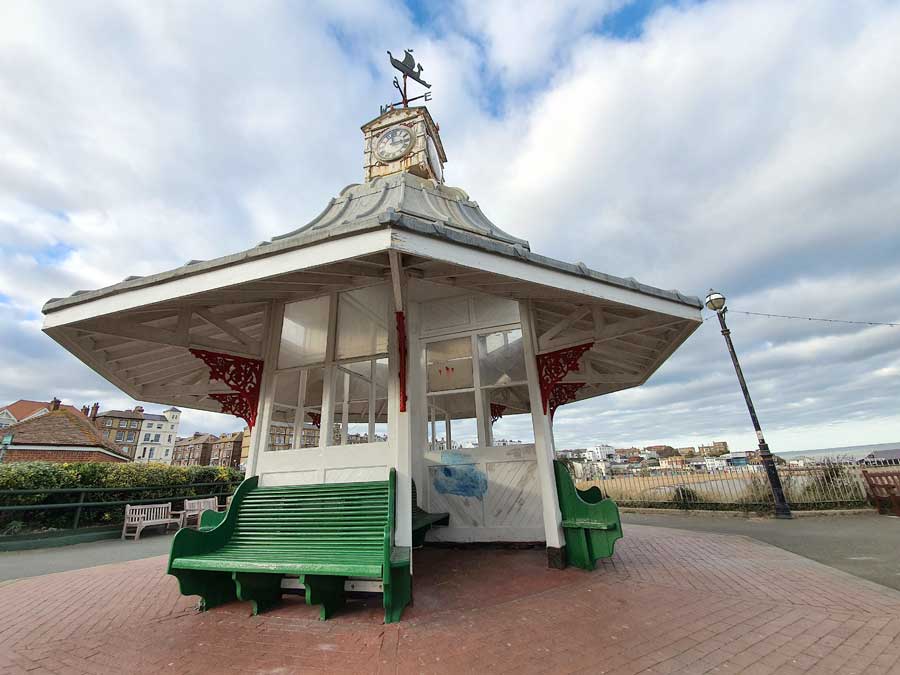 Victorian seafront shelter Broadstairs Kent ©rosemaryandporkbelly