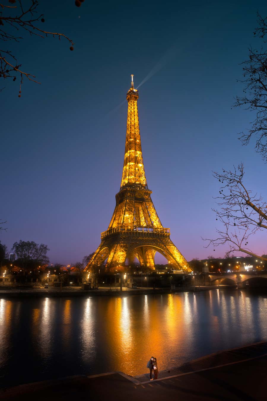 Eiffel Tower Paris France © Arnaud Mariat Unsplash