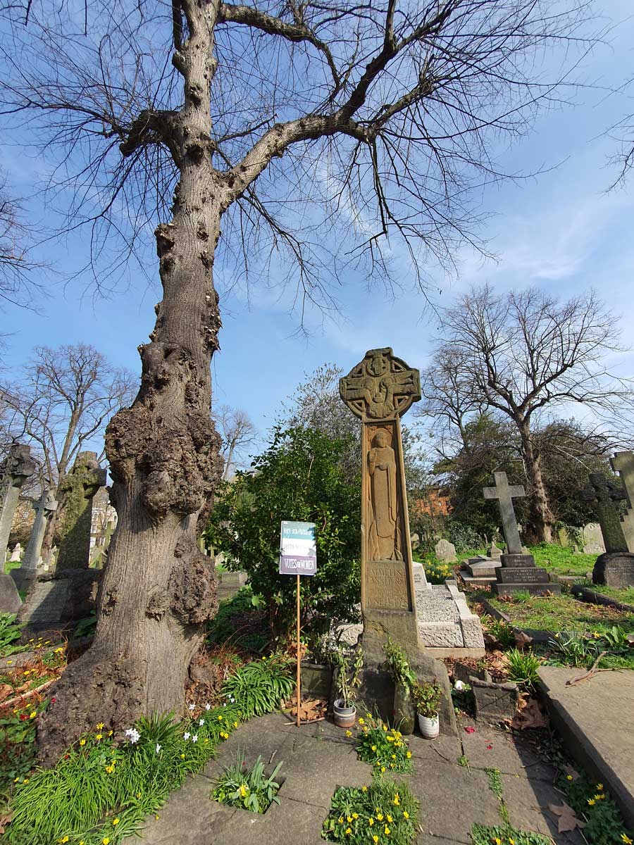 Emmeline Pankhurst headstone, Brompton Cemetery London