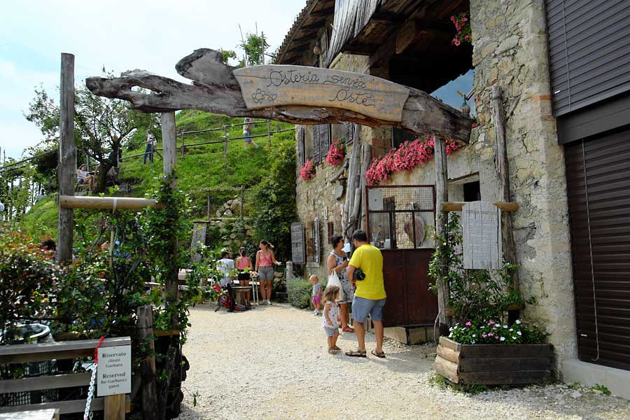 Entrance to Osteria Senz’Oste Veneto Italy