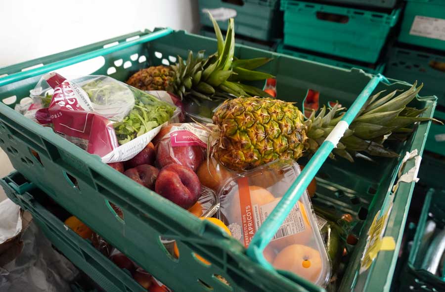 Donation of fruit to FareShare Sussex and Surrey