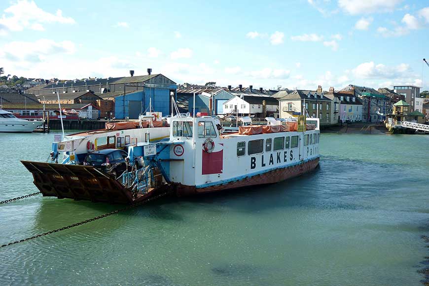 Cowes Chain Ferry at East Cowes Side