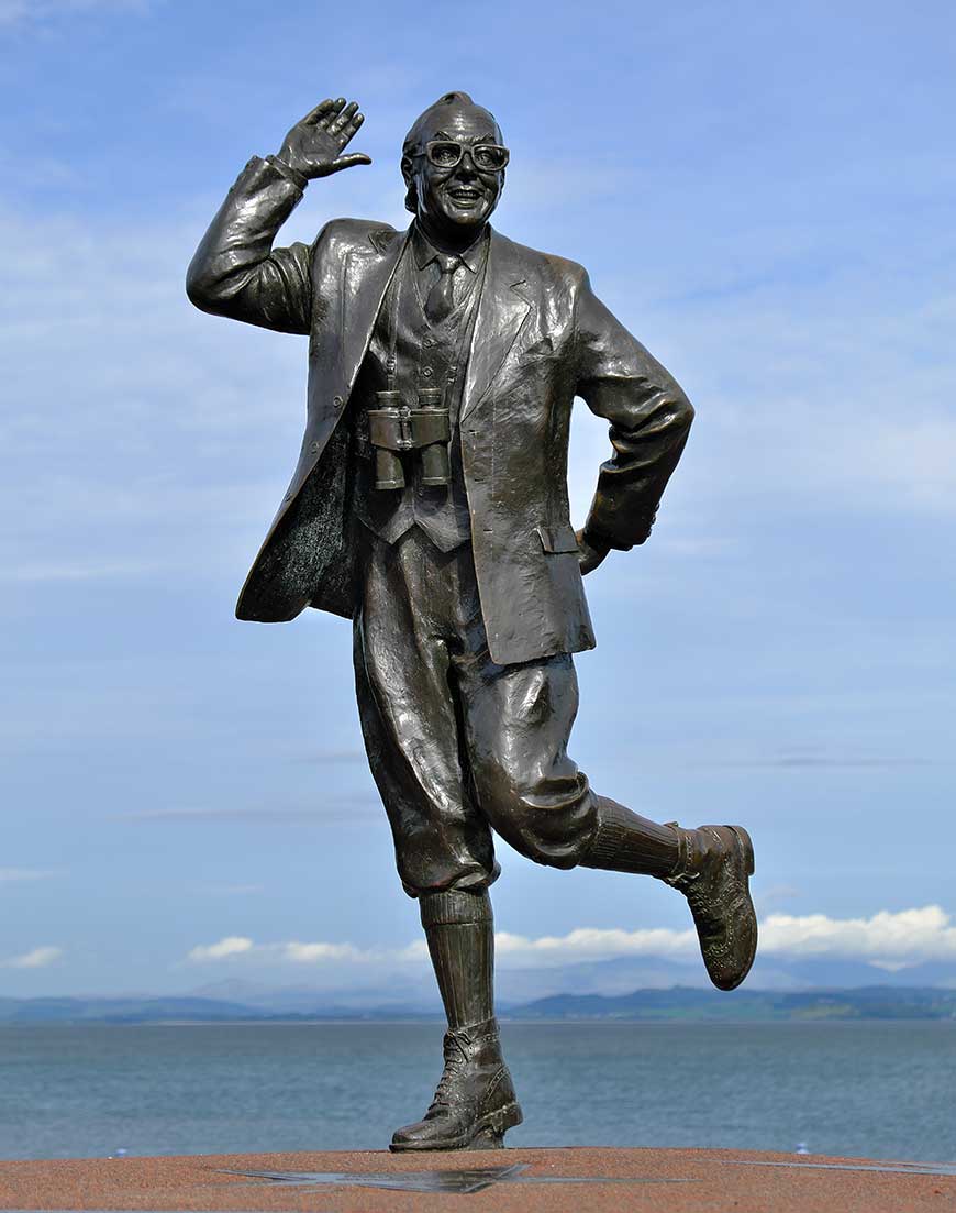 Eric Morecambe statue, Morecambe Bay